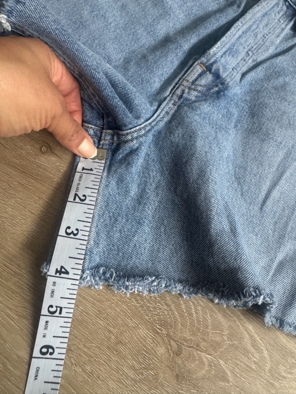 Agolde Shorts Womens 23 Blue Denim Riley Button Fly Preppy Casual - Picture 4 of 7
